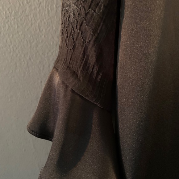 3/4 Sleeve Blouse - Picture 4 of 5